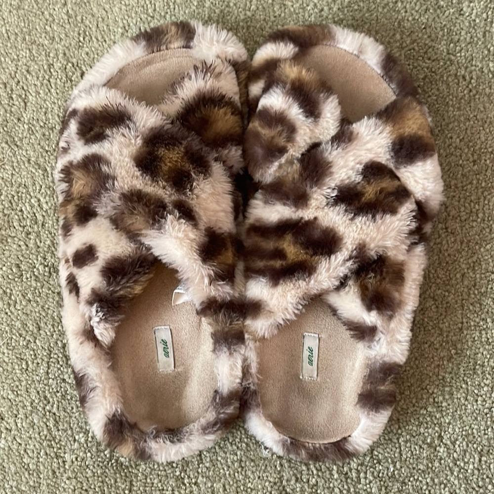 aerie slippers